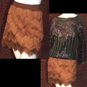 BCBGMAXAZRIA brown mini fringed skirt L 💥🕚